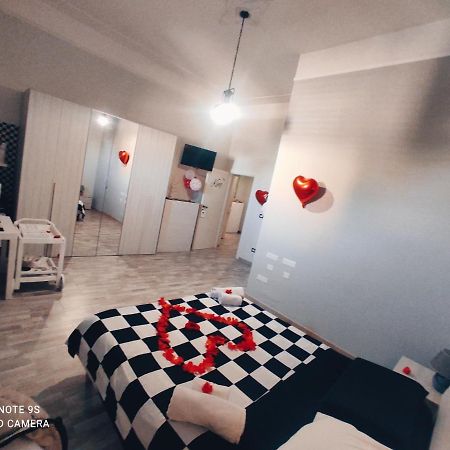 Scacco Matto Holiday House Taranto Ngoại thất bức ảnh
