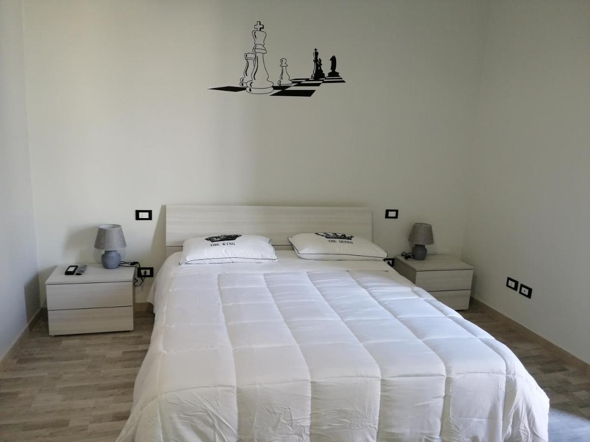 Scacco Matto Holiday House Taranto Ngoại thất bức ảnh