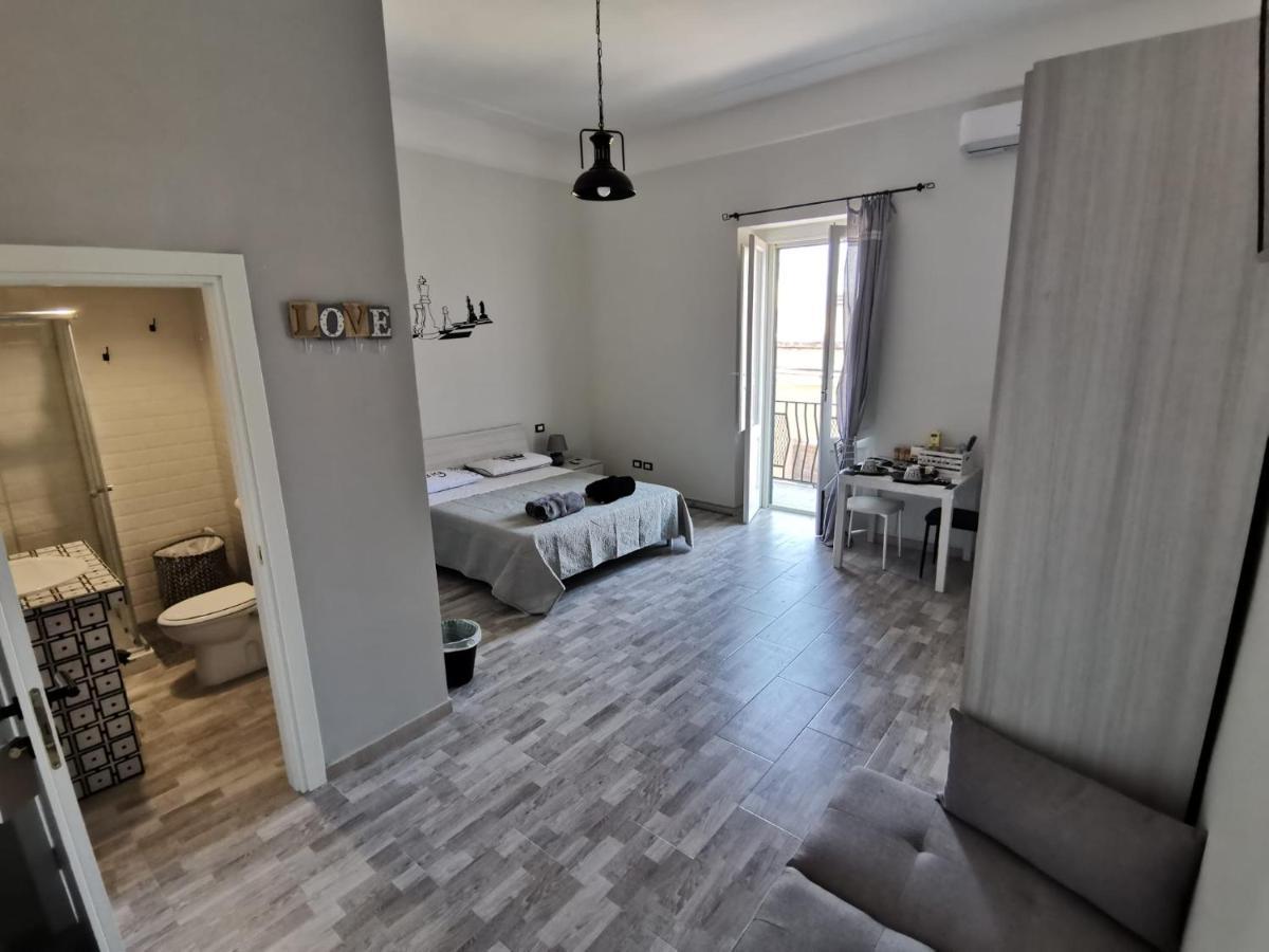 Scacco Matto Holiday House Taranto Ngoại thất bức ảnh